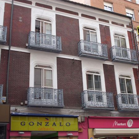 Hostal Lima Valladolid Extérieur photo