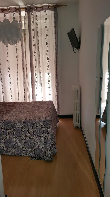 Hostal Lima Valladolid Extérieur photo
