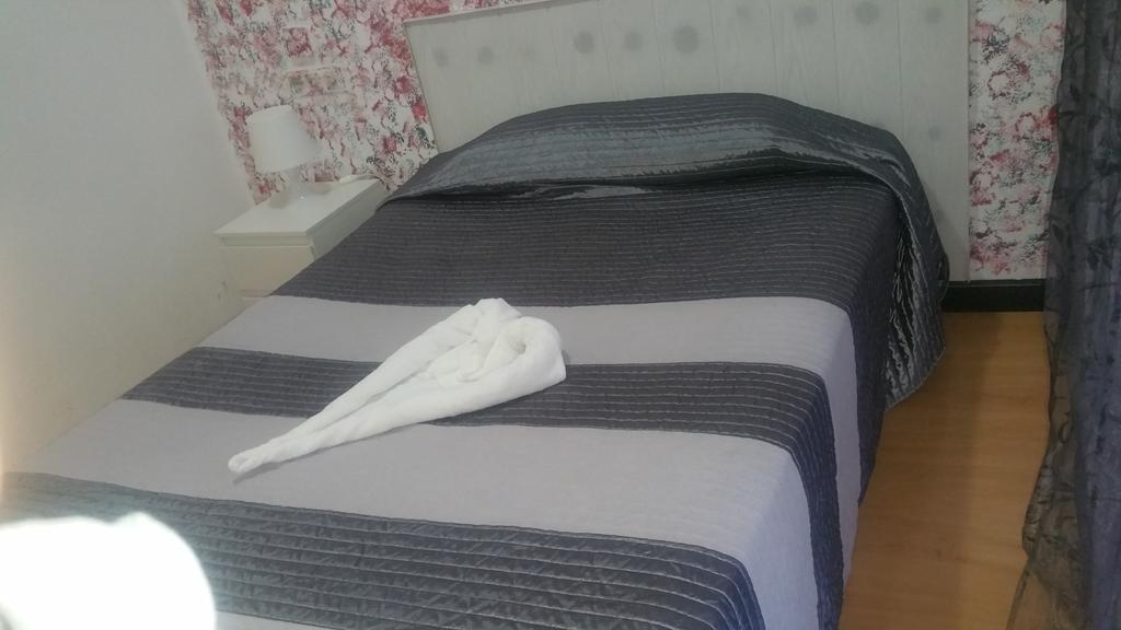 Hostal Lima Valladolid Extérieur photo