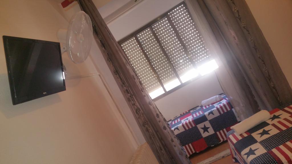 Hostal Lima Valladolid Extérieur photo
