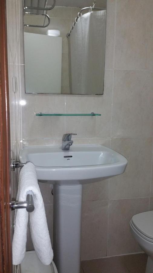 Hostal Lima Valladolid Extérieur photo